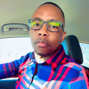 Meet your Posher, Lawrence